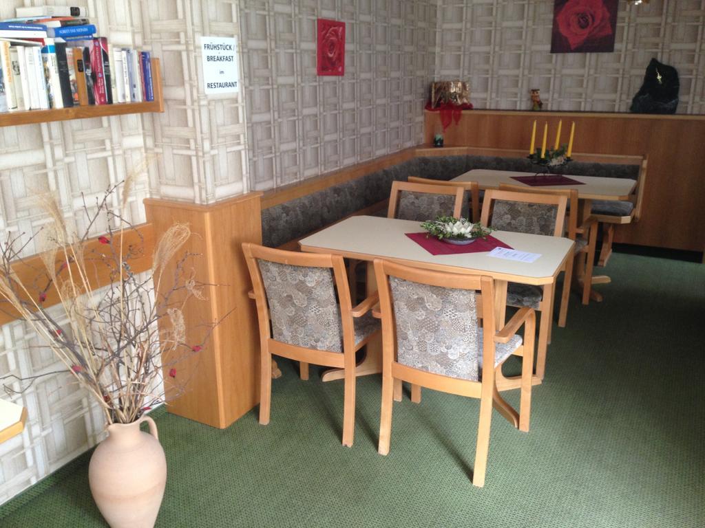 巴特塔茨曼斯多夫 福余威尔斯旅馆酒店 外观 照片