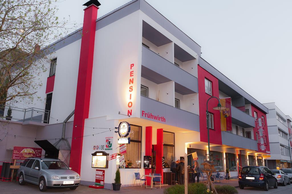 巴特塔茨曼斯多夫 福余威尔斯旅馆酒店 外观 照片